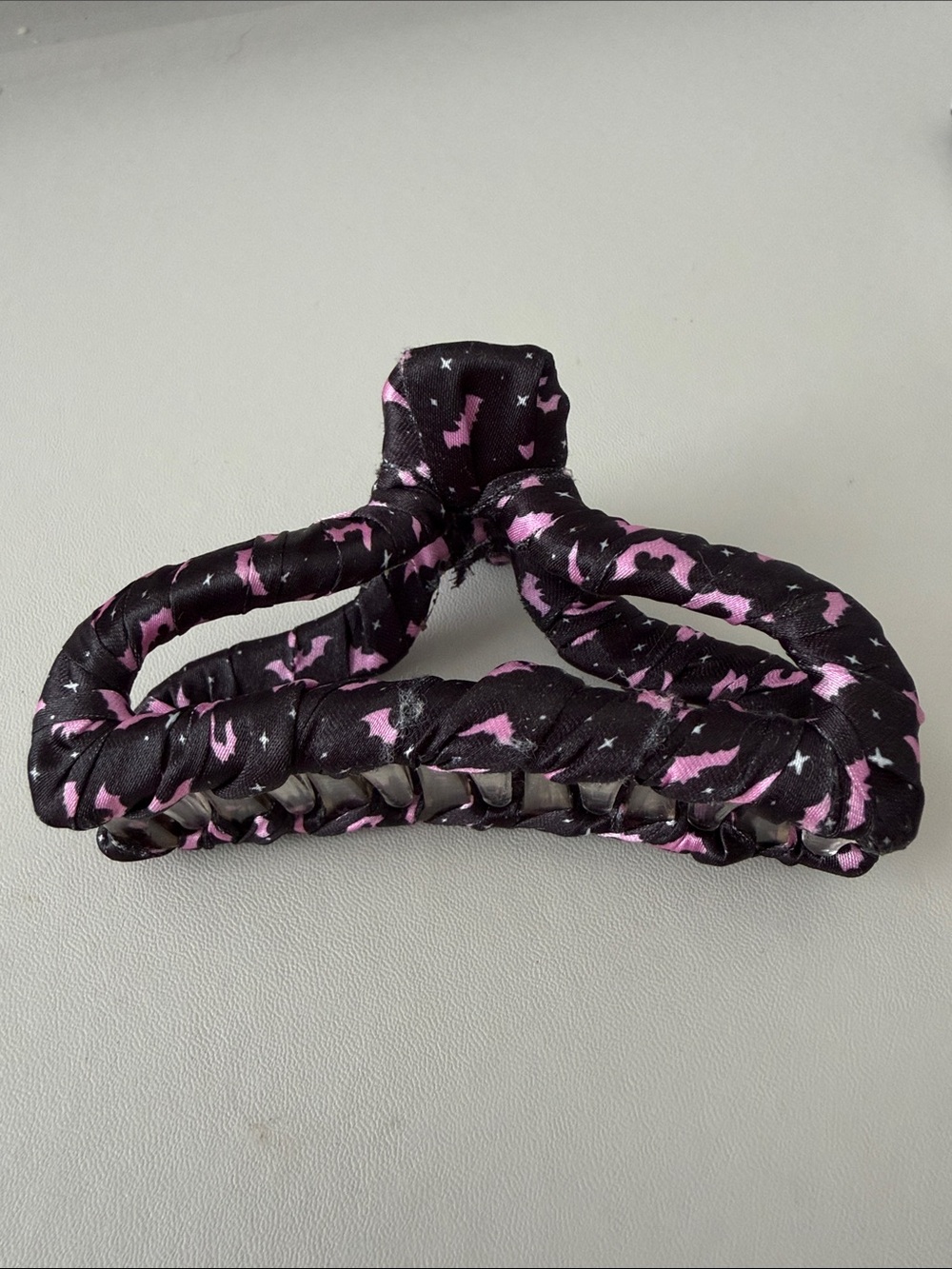 Black & Pink Satin Hair Claw Clip - Women's Accessory